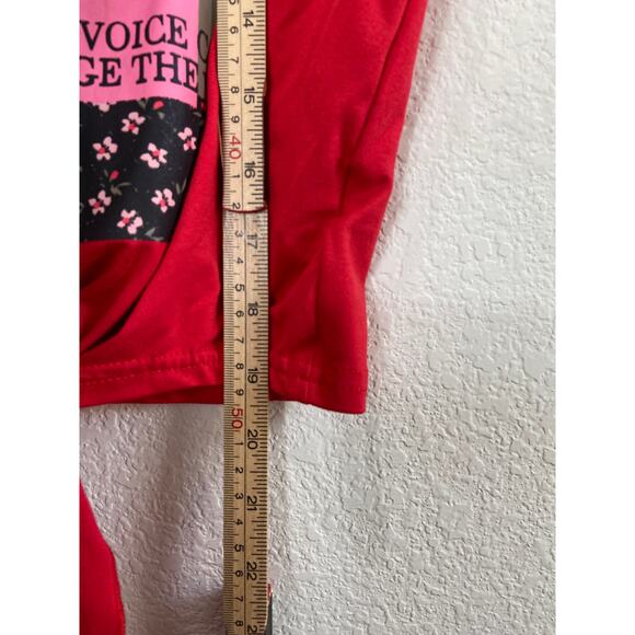 Women's Hot & Delicious Red Celebrate Diversity T-Shirt Tie in Front Large - Picture 6 of 11